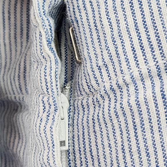 Chico's Women 100% Linen Blue Relaxed Fit Lagenlook Trousers - Picture 5 of 9